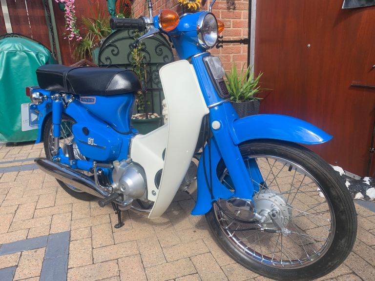Honda C90