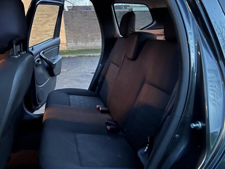 2015 Dacia Duster 1.5 dCi 110 Laureate 5dr HATCHBACK Diesel Manual