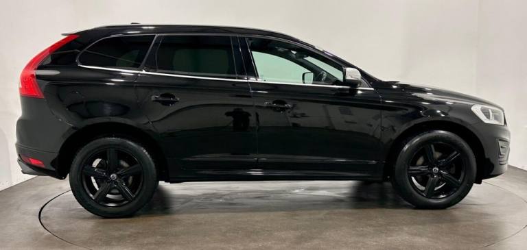 2017 Volvo XC60 2.0 D4 R-Design Nav SUV 5dr Diesel Manual Euro 6 (s/s) (190 ps) ESTATE Diesel Manual