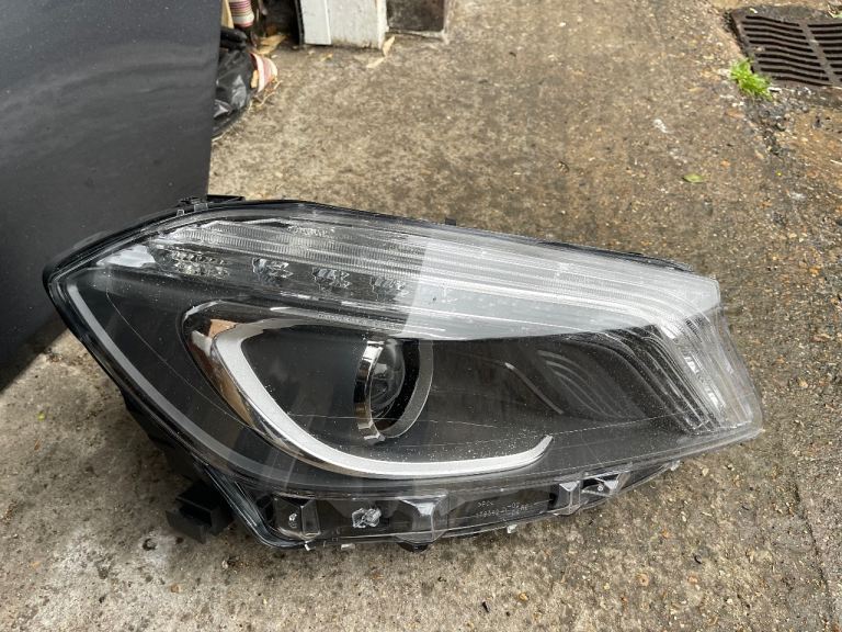 Mercedes A class W176 Bi xenon right headlight