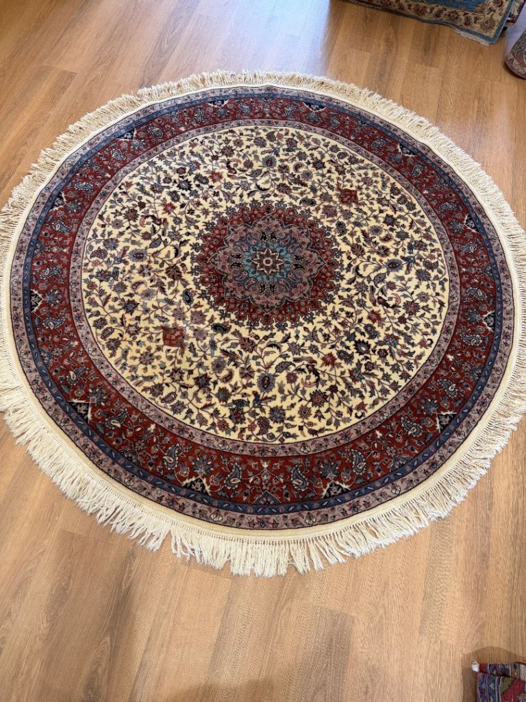 Round Handmade Rug 220cm