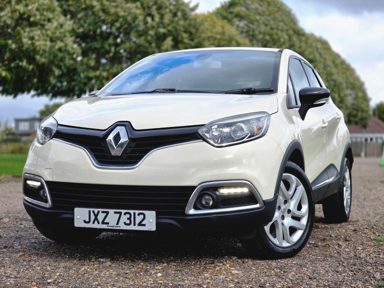 2016 Renault Captur 1.2 TCe ENERGY Dynamique Nav Auto Euro 6 (s/s) 5dr HATCHBACK Petrol Automatic