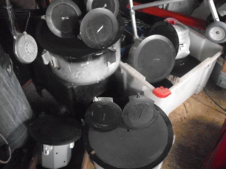 14 Bose Ceiling Speakers (good used condition) Variouse Sizes