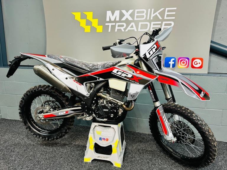 GPX MOTO FSE 300 E - ROAD LEGAL ENDURO - 1YR WARRANTY - [Phone number removed]KTM FE EXCF