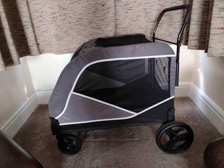 EXTRA LARGE DOG STROLLER /PUSHCHAIR