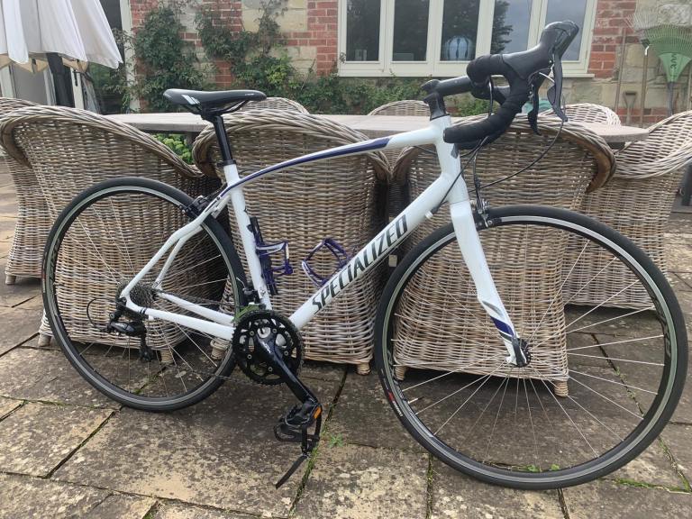 Specialized Allez Road Bike – Lightweight Alloy – Great Condition – Medium