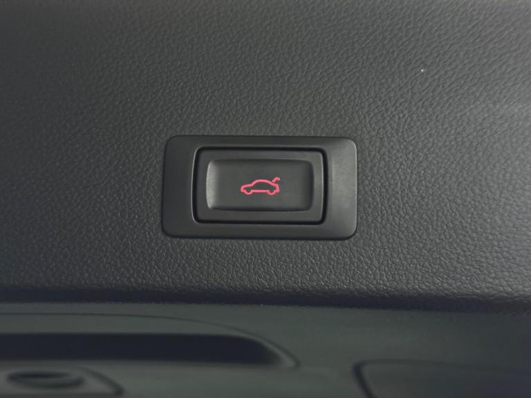 2013 Audi A6 3.0 TDI Quattro Black Edition 5dr S Tronic ESTATE DIESEL Automatic