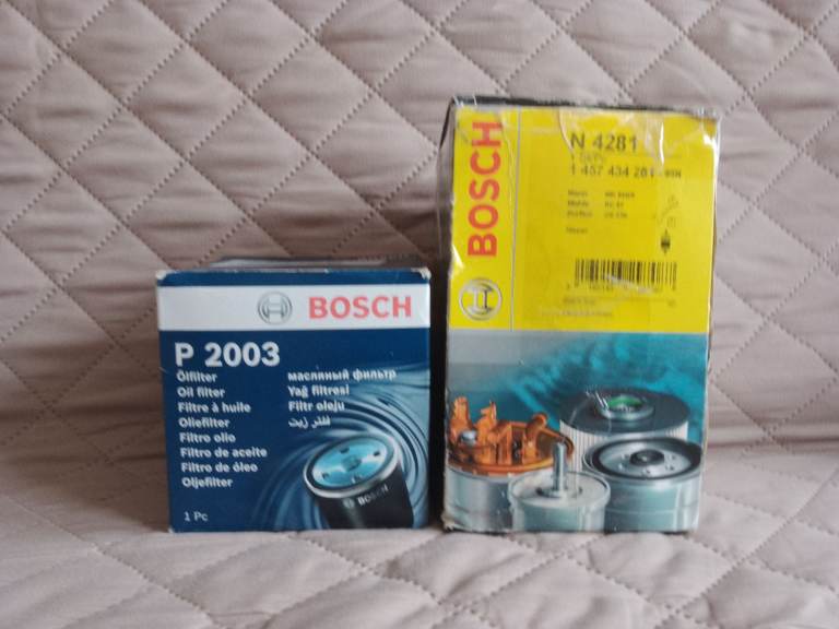 Nissan x trail t 30 2.2 diesel  service parts oil  and fuel filter new 