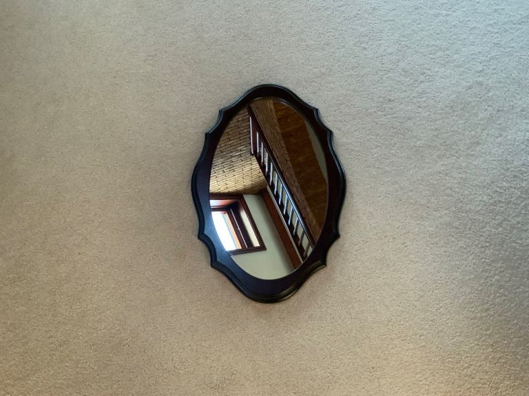 Wall mirror.
