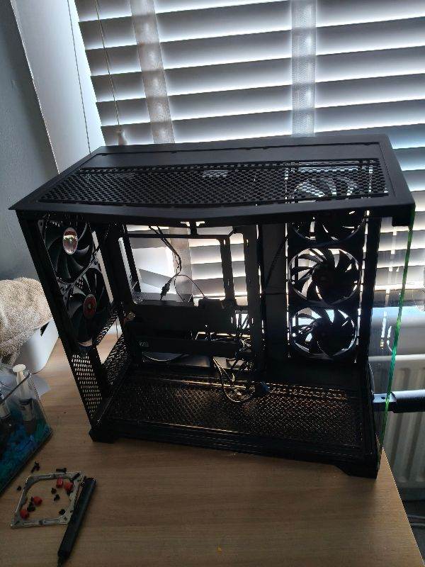 Computer case 