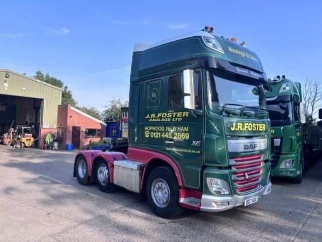 2017 (17) DAF XF106.460 6X2 MID LIFT STEER TRACTOR UNIT MAUNAL 