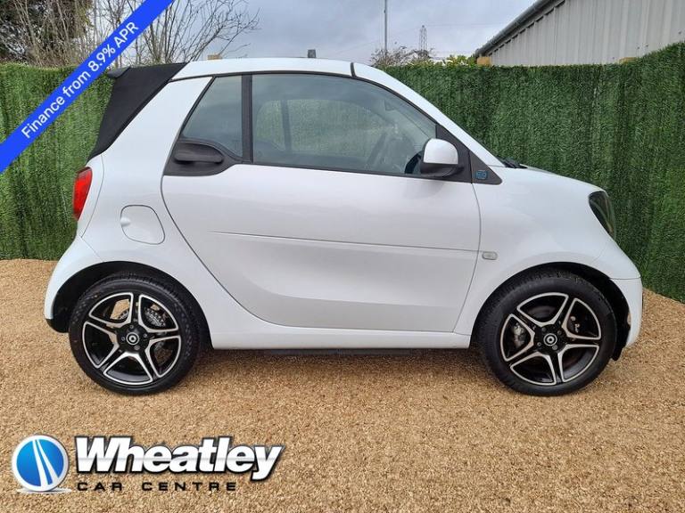 2020 smart fortwo Pulse Premium Convertible Electric Automatic