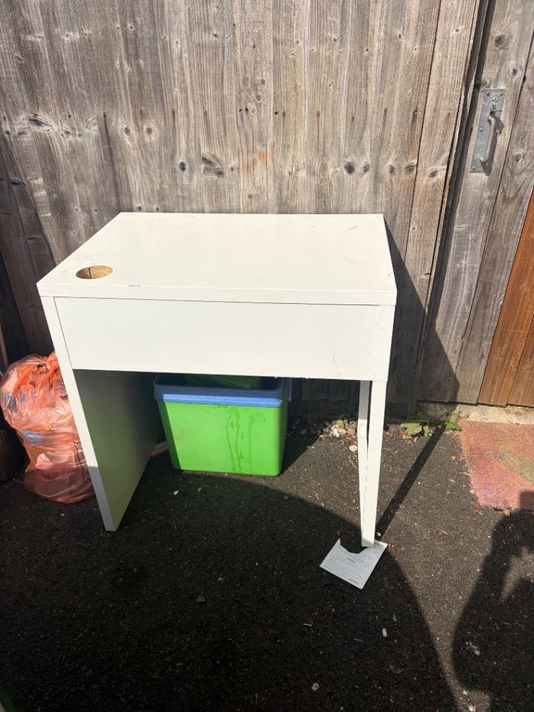 White Study Desk with Cable Hole – Fair Condition