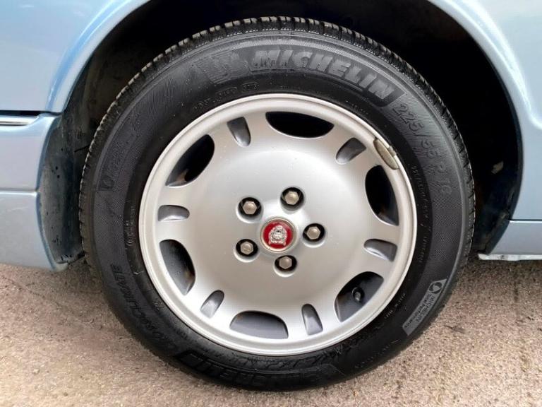 Jaguar XJ XJ6 SPORT 4.0 - AUTO, ONLY 56274 MILES, 1 FORMER LOCAL OWNER 16'ALLOYS