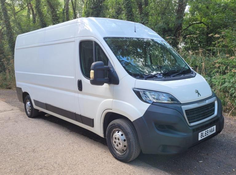 2019 Peugeot Boxer 2.2 BlueHDi H2 Professional Van 140ps PANEL VAN DIESEL Manual