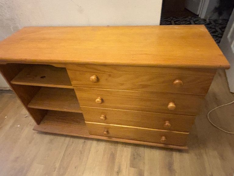 Wooden Chest of Drawers with Shelves – Good Condition
