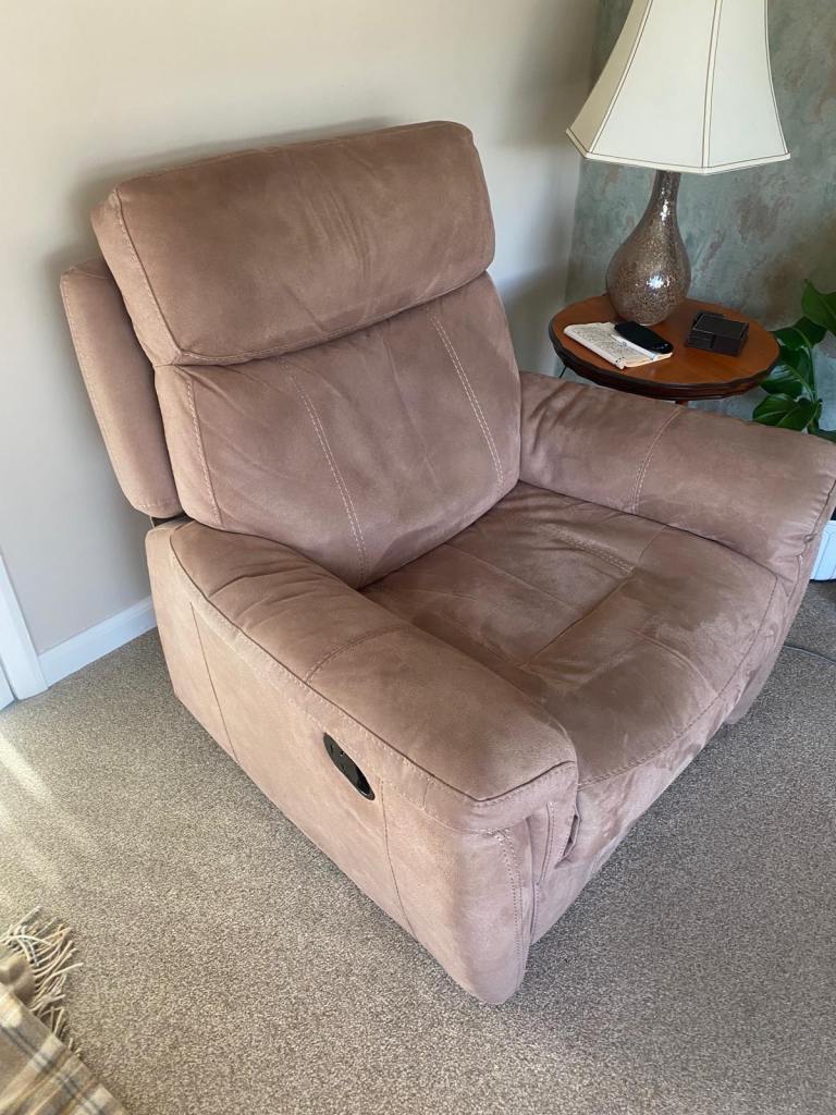 Recliner Chair
