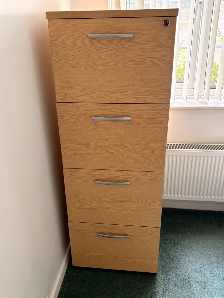 Wooden 4-Drawer Filing Cabinet – Good Condition