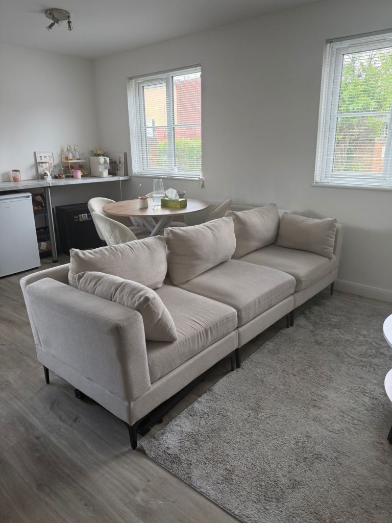 MODERN BEIGE 3-SEATER SOFA