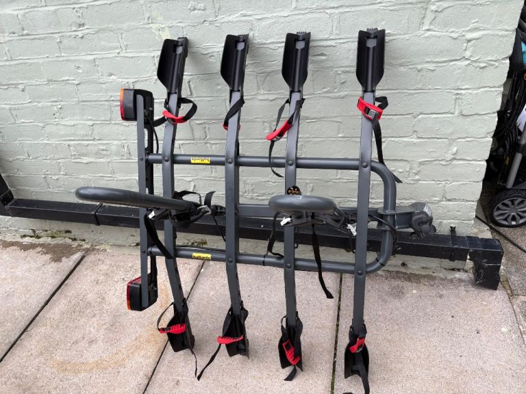 Halfords 4-Bike Tow Bar Mounted Bike Carrier