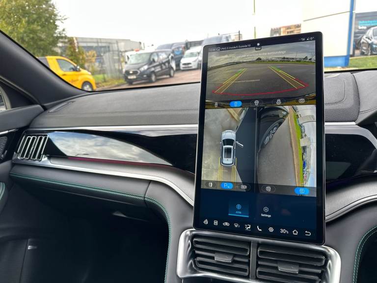 2025 BYD Seal U 1.5 DM-i Boost 5dr Auto MPV PETROL/ELECTRIC Automatic