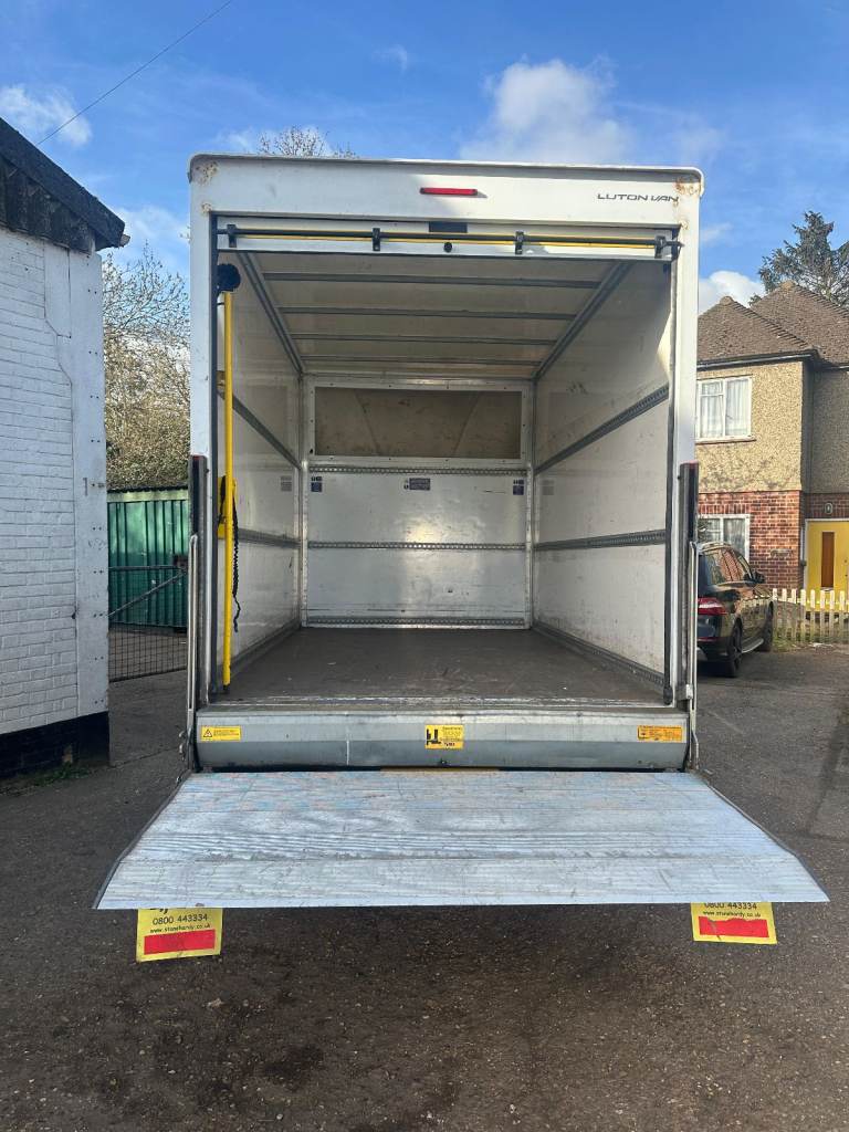 Man And Van Services 🚚 Says Removals London - 5* Rated Next Day Availability!