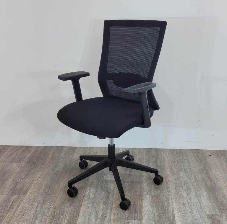 Mesh Back Task Chair, Fully Adjustable, Armrests, Lumbar Support, Black Fabric Seat