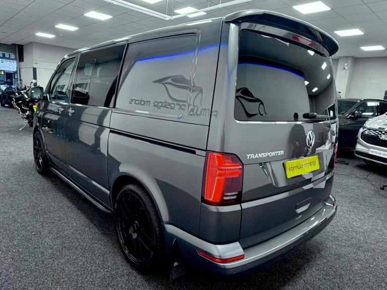 2022 Volkswagen Transporter 2.0 BiTDI T32 Highline Kombi DSG FWD SWB Euro 6 (s/s) 5dr WINDOW VAN ...