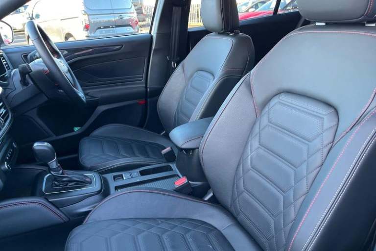 2025 Ford Focus 1.0T EcoBoost MHEV ST-Line X 5dr [AUTO] **TrustFord Demo** HEATED SEATS &amp; S H...