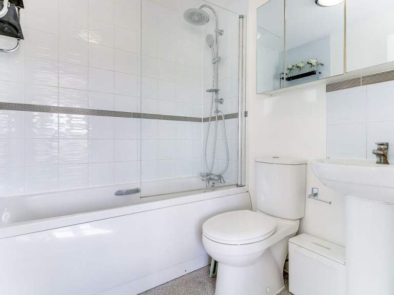 2 bed semi detached house