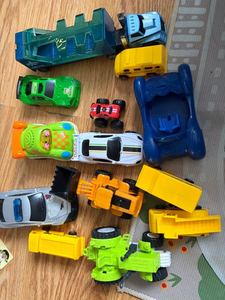Toy cars bundle 