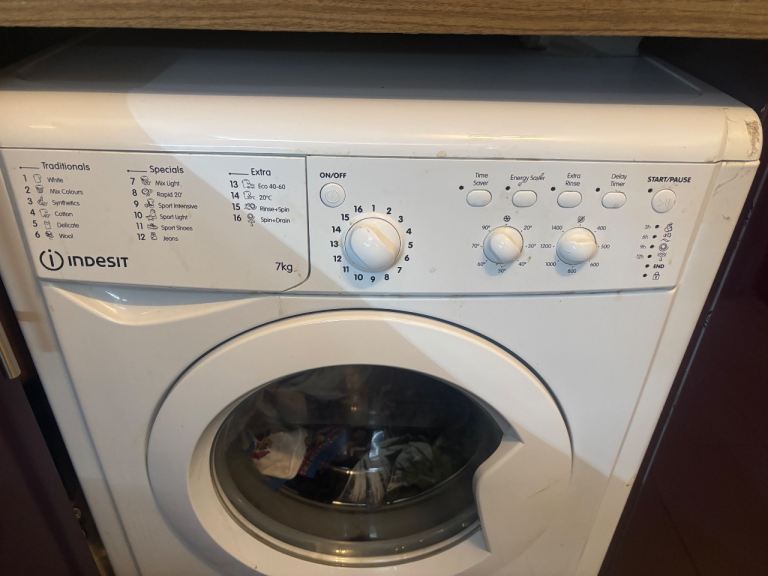 Indesit IWC 71252 7kg Washing Machine – Good Condition