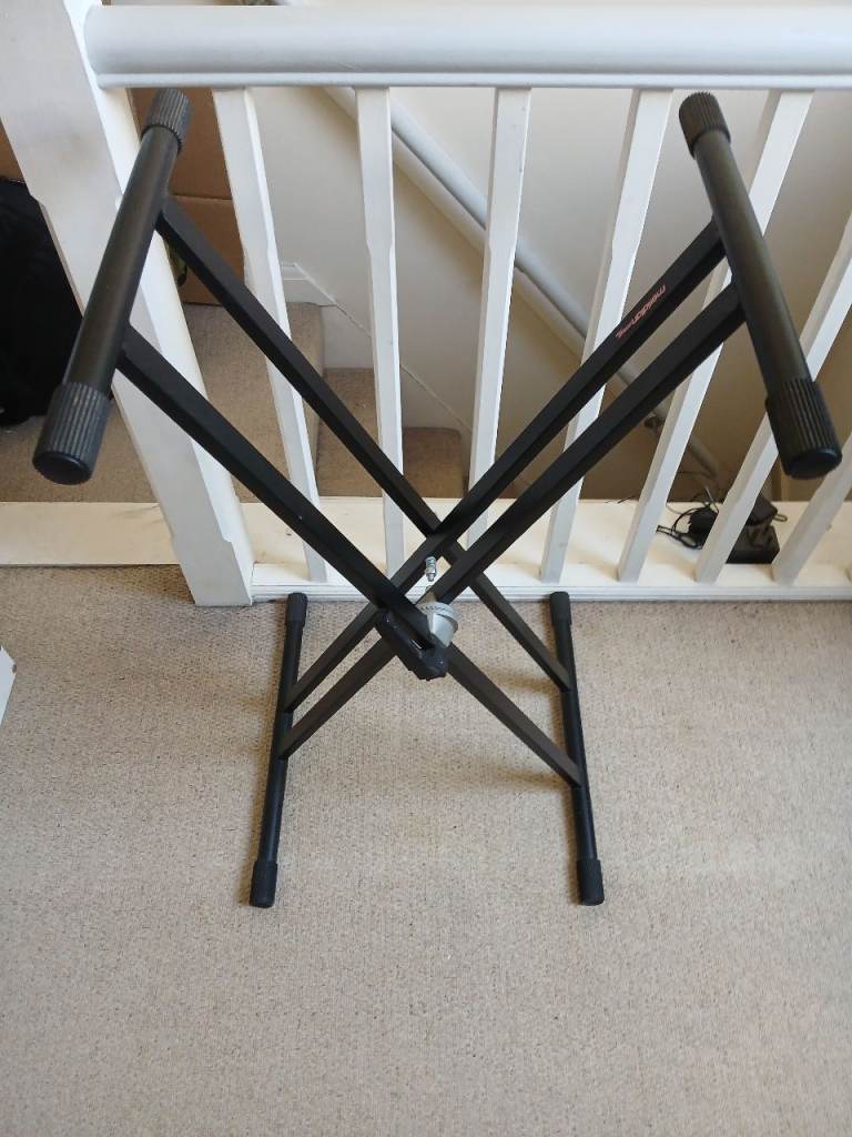 Keyboard stand 