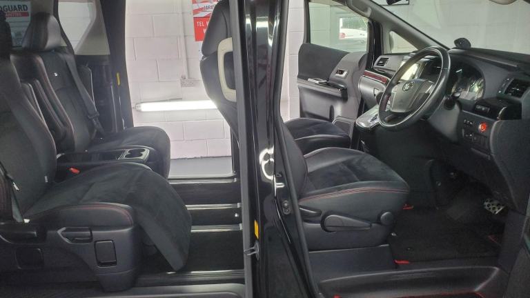 Toyota vellfire 2.4 auto gs 7 seater only 45k miles japanese import 4.5 grade 