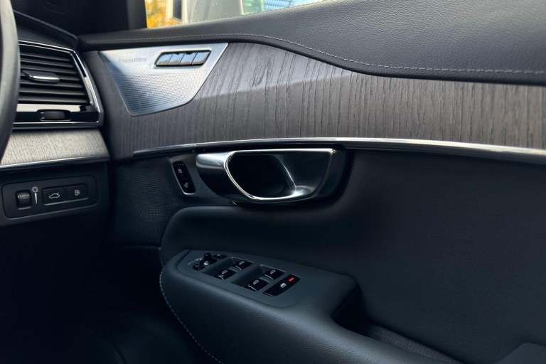 2022 Volvo XC90 2.0h T8 Recharge 18.8kWh Inscription Pro SUV 5dr Petrol Plug-in Hybrid Auto ESTAT...