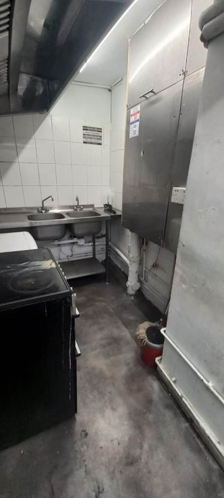 Takeaway / Dark Kitchens 