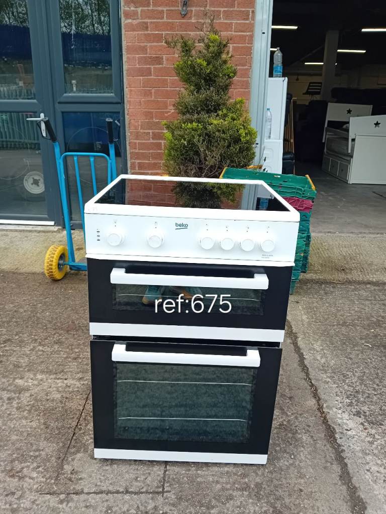 White beko 60cm cooker, ref:675