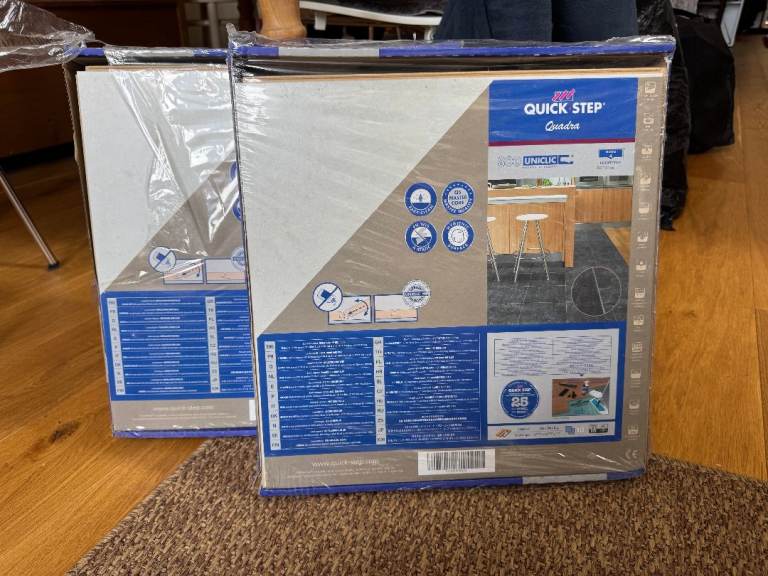 Laminate floor tiles