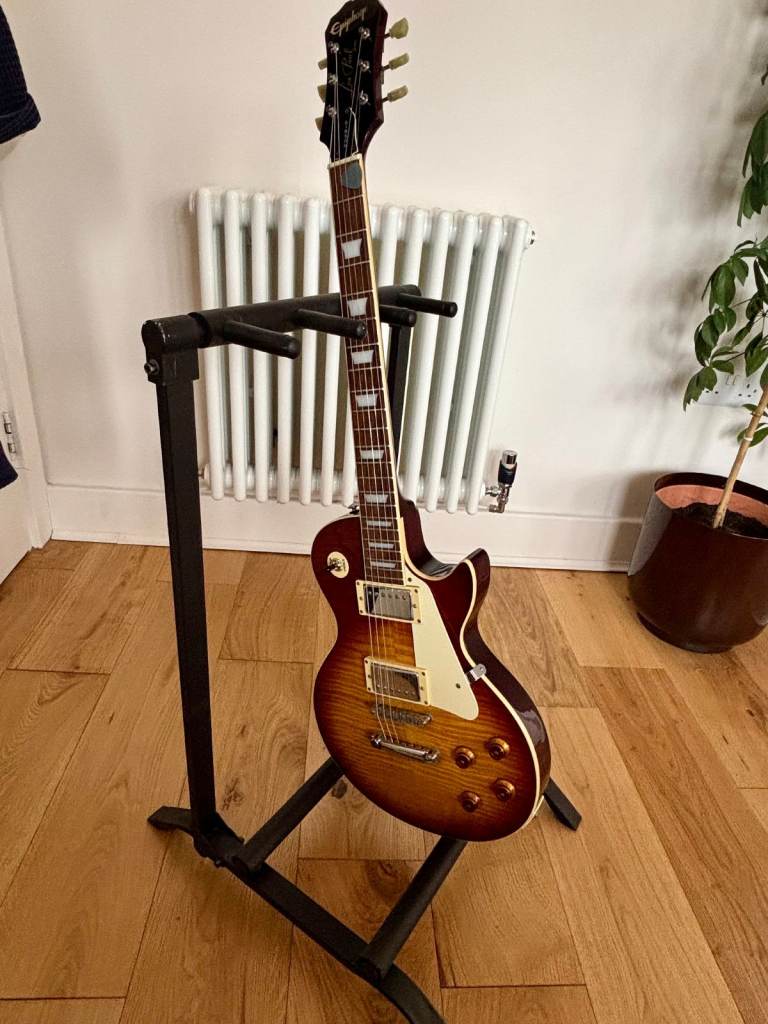 3 Guitar Foldable Stand