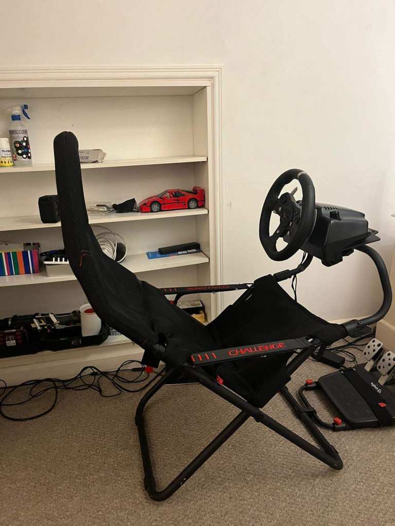 Logitech G920, pedals and Playseat Challenge Cockpit