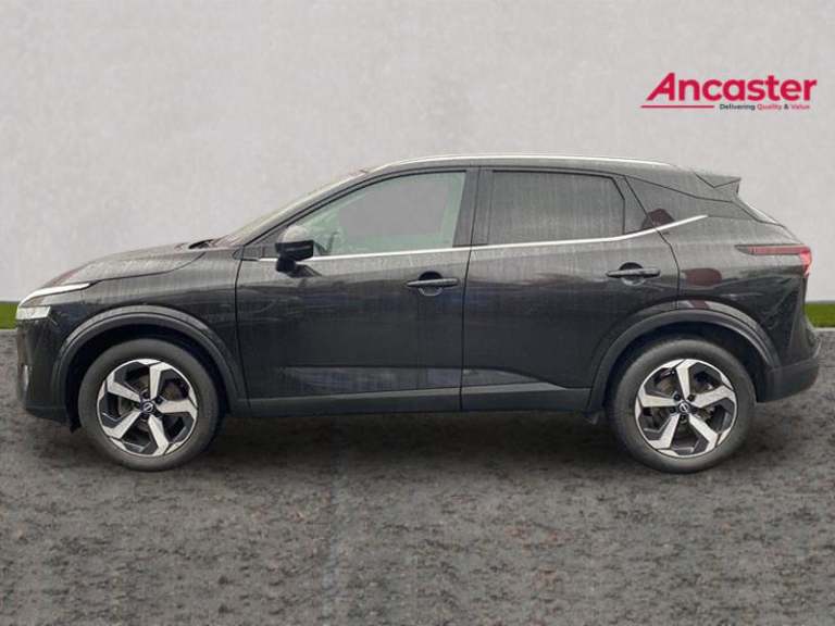 2022 Nissan Qashqai 1.3 DiG-T MH 158 N-Connecta [Glass Rf] 5dr Xtronic Automatic Hatchback Petrol...
