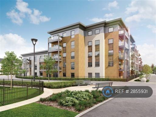 1 bedroom flat in Clovelly Court, West Drayton, UB7 (1 bed) (#2855931)