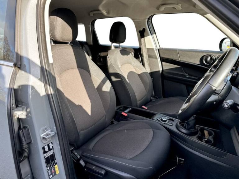 2022 MINI Countryman 1.5 Cooper S E Classic ALL4 PHEV 5dr Auto HATCHBACK PETROL/ELECTRIC Automatic