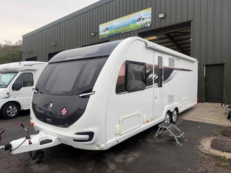 2020 SWIFT ELEGANCE GRANDE 845 - 4 BERTH CARAVAN 