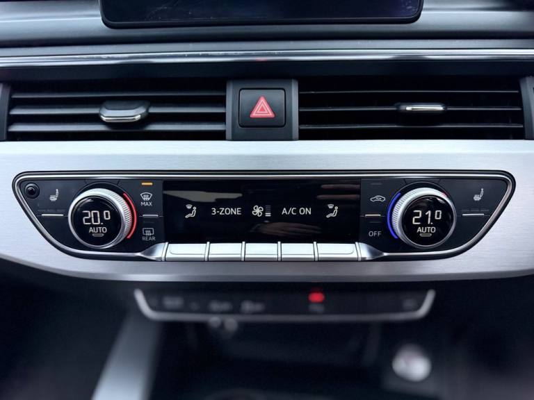 2016 Audi A4 2.0 TFSI S line Saloon 4dr Petrol S Tronic Euro 6 (s/s) (190 ps) Saloon Petrol Autom...