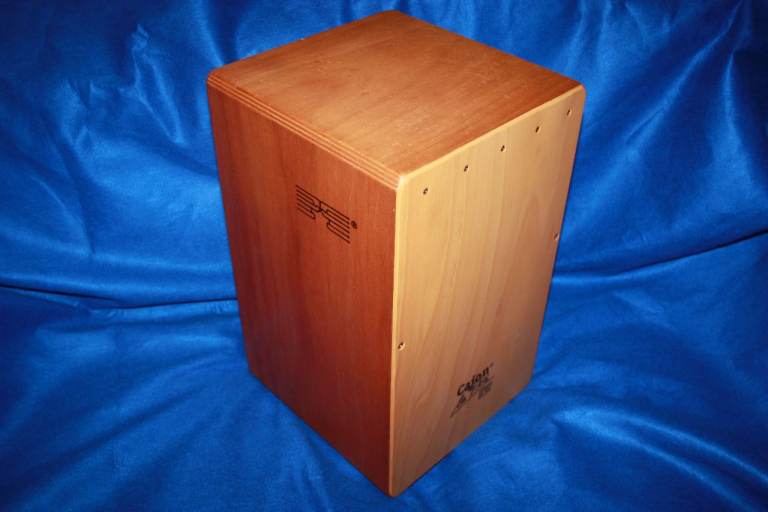 Schlagwerk Wooden Cajon La Peru ~ Made In Germany ~ Snares and Jingles ~ Case Included ~ £95 ono
