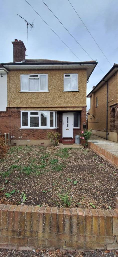 3 bed semi with garage, 2100 pcm