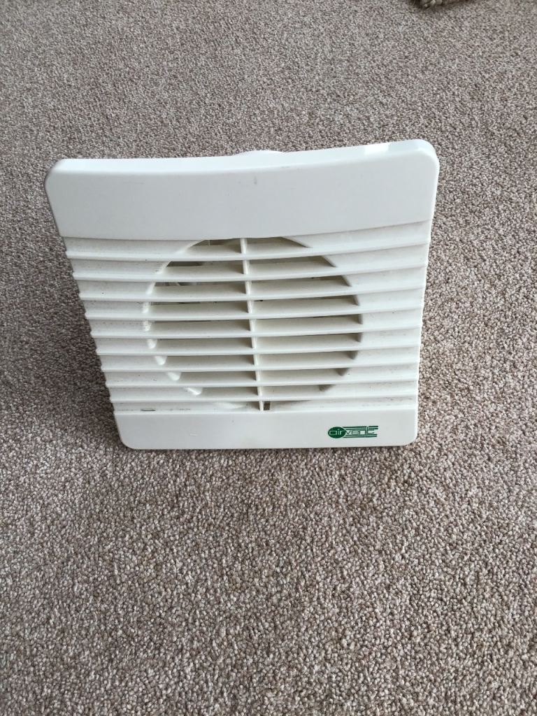 EXTRACTOR FAN BRAND NEW. AIR VENT- POST OR COLLECT WEYBRIDGE SURREY