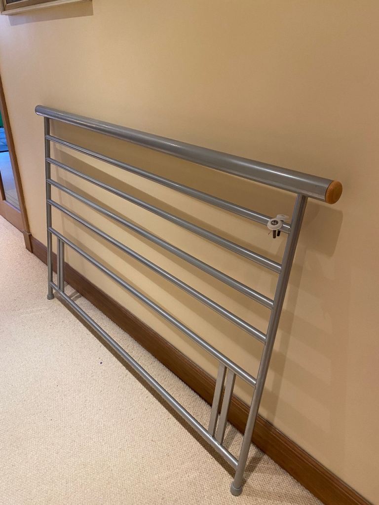 Free king size headboard 