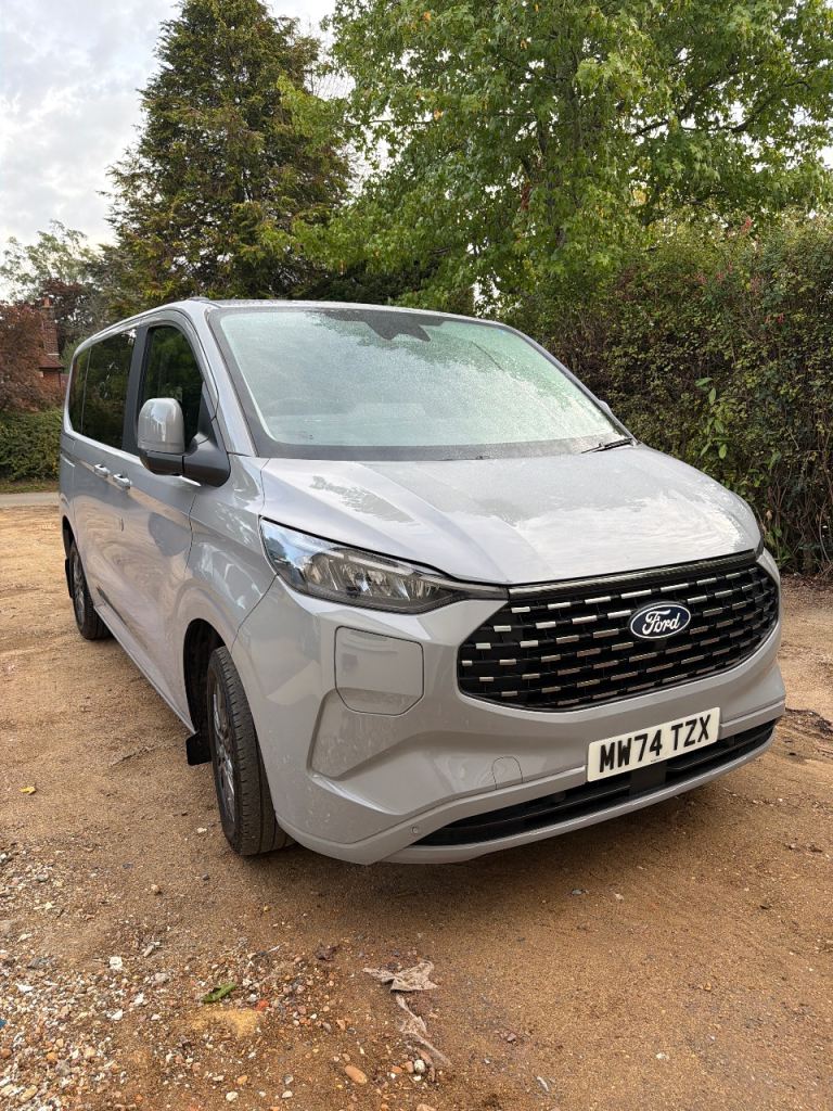 Ford, TOURNEO CUSTOM, 9 Seats, SWB, 74 plate, Automatic, 2488 (cc), petrol, plug-in-hybrid.
